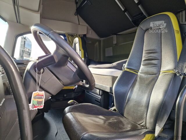 Standard-SZM Volvo FH 16.750 Globetrotter XL 6x2 - Retarder - I pa...