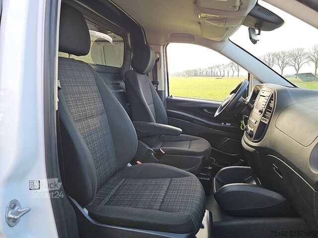 Kombi s vysokou střechou MERCEDES-BENZ VITO 114 L2 2x Schuif Autom.