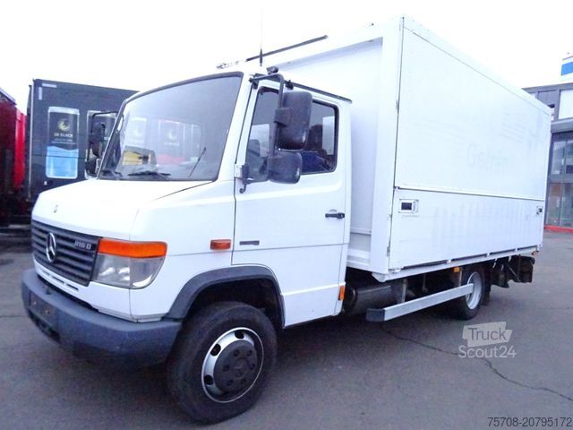 Furgoneta de bebidas MERCEDES-BENZ 816 D Vario*4,2m Schwenkwand*B/L*1,5t LBW*2x AHK