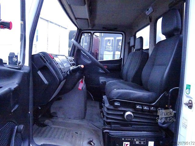 Furgoneta de bebidas MERCEDES-BENZ 816 D Vario*4,2m Schwenkwand*B/L*1,5t LBW*2x AHK