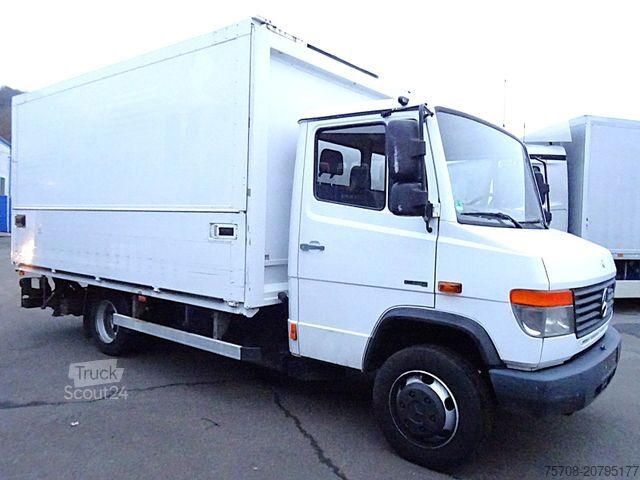 Furgoneta de bebidas MERCEDES-BENZ 816 D Vario*4,2m Schwenkwand*B/L*1,5t LBW*2x AHK