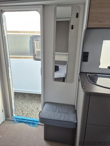 Τροχόσπιτο BÜRSTNER B66 480 TK 1.700 kg / Dusch-Paket