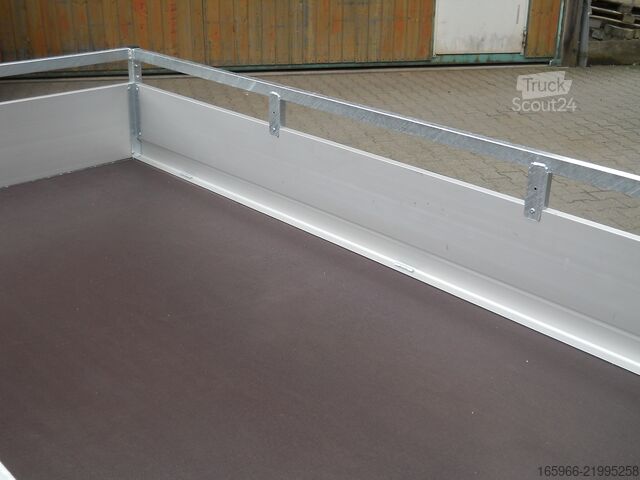 Autós utánfutó Saris MacAlu Pro 255x133, 1350 kg