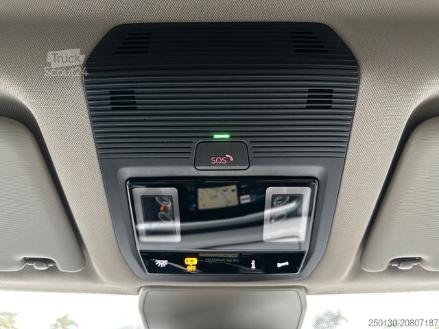 Minibus VOLKSWAGEN T7 Multivan LED/Virtual/AHK/APPS