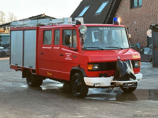 Fourgon personnalisé MERCEDES-BENZ 711 D 4x2 Feuerwehr