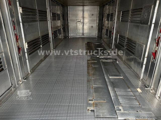 Atrelado de transporte de cavalos MENKE-JANZEN 4.Stock Viehanhänger Hubdach, Tränke
