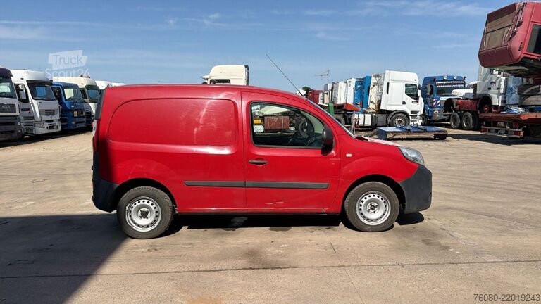 Break cu acoperiș înalt Renault Kangoo (BELGIAN VAN / CAMIONETTE BELGE)