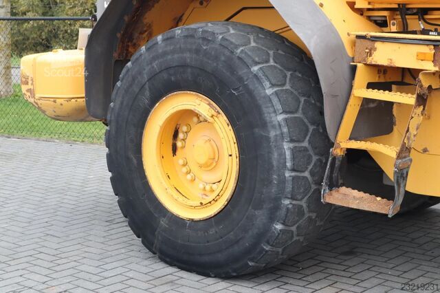 VOLVO L110E | HITRA SPOJKA | ŽLICA | 3. HIDRAVLIČNA FUNKCIJA | KLIMATSKA NAPRAVA Volvo L110E QUICK COUPLER | BUCKET | 3RD FUNCTION | A...