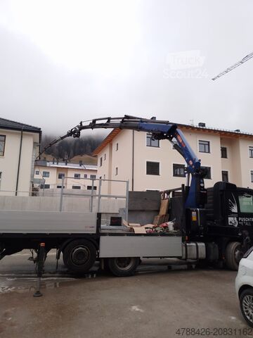 Teherautóra szerelt daru actros 3226