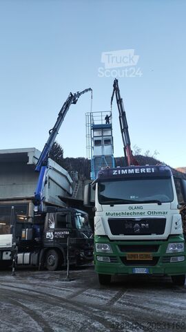 Teherautóra szerelt daru actros 3226