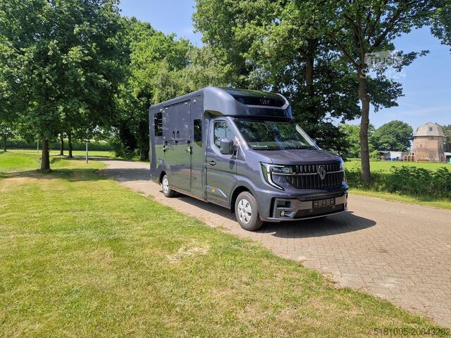 Horse transportation Renault Master STX 5 pers pro-safety paardenwagen, DEMO