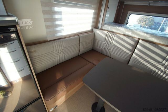 Ημιενσωματωμένο αυτοκινούμενο τροχόσπιτο BÜRSTNER Lyseo TD644 Heckrundsitzgruppe Markise,Solar uvm