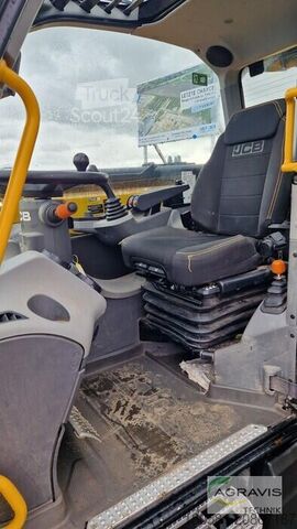 Teleszkópos rakodó JCB 536-95 AGRI XTRA DUALTEC VT STUFE V