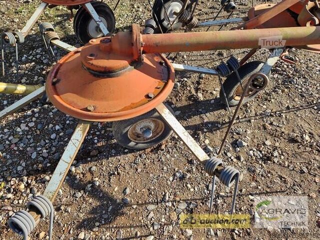 Technologie du foin Kuhn GF 452 M