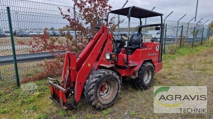 Hofschlepper Schäffer 4048