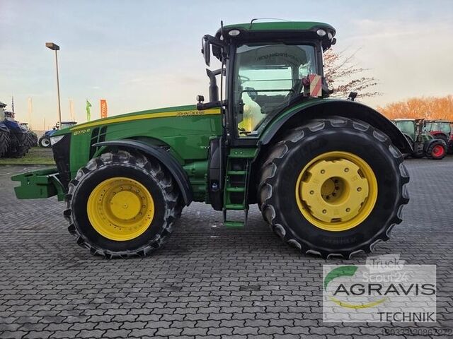Traktor John Deere 8370 R Dummy