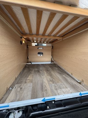 Avtodom SUNLIGHT Cliff 600 X Adventure, Autom,Safety Pkt,6E,LED