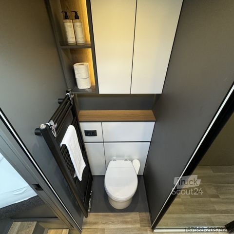 Integrirani avtodom NIESMANN+BISCHOFF Arto 88,Eifelgrau,Vollluftfdr,Gastnk,Hubbett,AHK