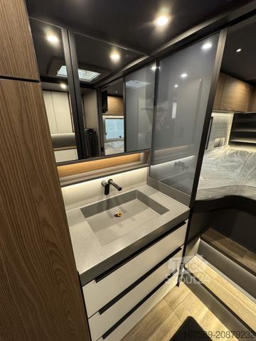 Integrirani avtodom NIESMANN+BISCHOFF Arto 88,Eifelgrau,Vollluftfdr,Gastnk,Hubbett,AHK