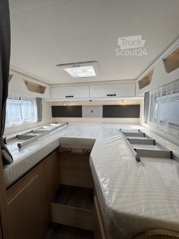 Integrirani avtodom SUNLIGHT I 67 S Adventure, Autom,180PS,6E,90l,AKTION