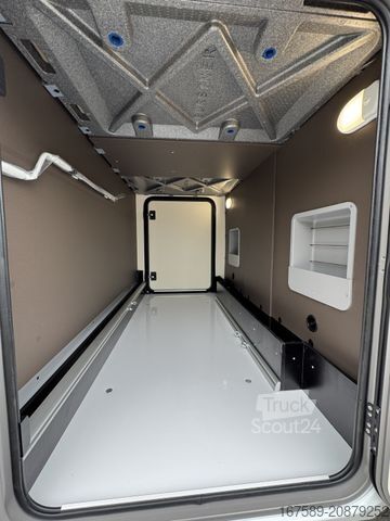 Polintegriran avtodom BÜRSTNER B 66 TD 690, Autom,Sat,Navi,RFK,Lithium,AKTION