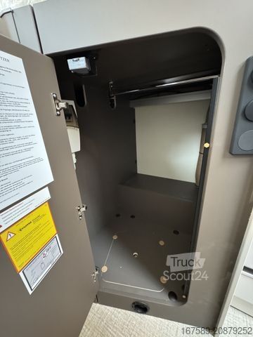 Polintegriran avtodom BÜRSTNER B 66 TD 690, Autom,Sat,Navi,RFK,Lithium,AKTION