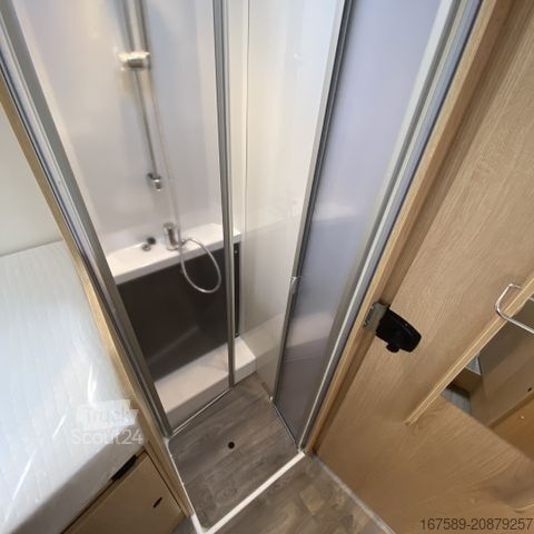 Integrirani avtodom SUNLIGHT I 68 Adventure, Navi,RFK,190Ah,Backofen,AKTION