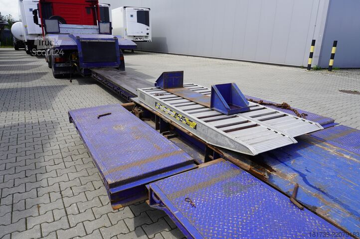 Platformă joasă CAMRO CN 26.20B low-bed semi-trailer/ Tiefbett
