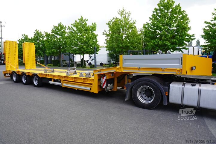 Platformă joasă AMC CASTERA S/R 38T semi-trailer / steering
