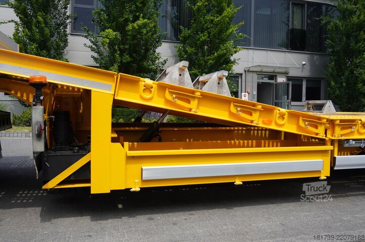 Platformă joasă AMC CASTERA S/R 38T semi-trailer / steering