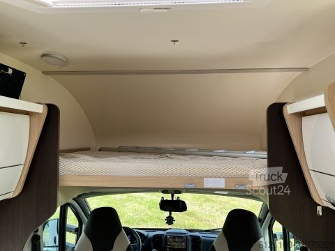 Τροχόσπιτο με προεξοχή (alcove) Forster A 699 EB m. Solar & Wechselrichter