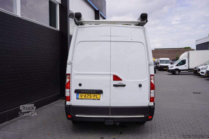 панелен ван Renault Master 2.3 dCi 130PK L2H2 EURO 6 - Airco - Crui...