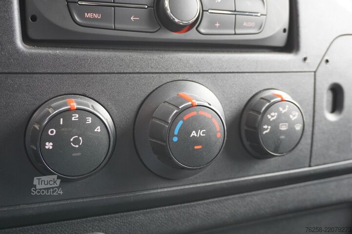 панелен ван Renault Master 2.3 dCi 130PK L2H2 EURO 6 - Airco - Crui...