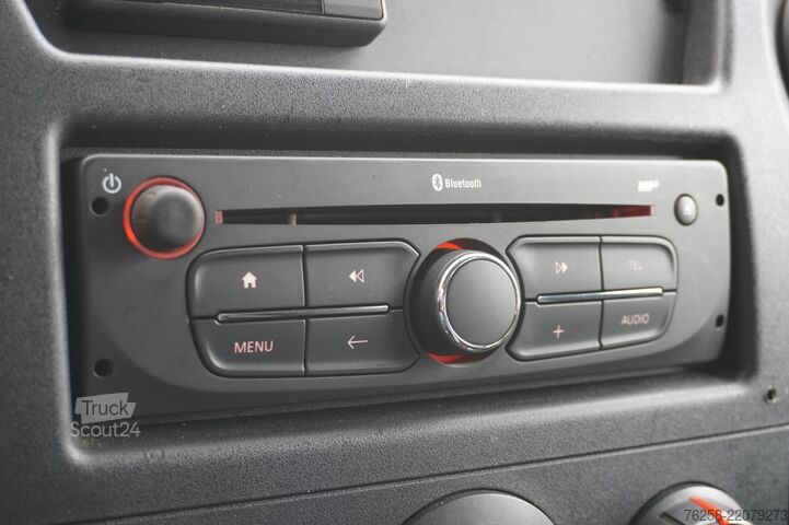 панелен ван Renault Master 2.3 dCi 130PK L2H2 EURO 6 - Airco - Crui...