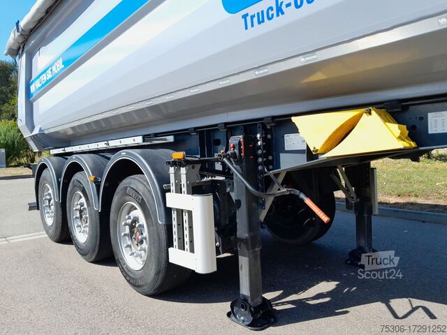 Semi-remorque benne WIELTON Strong Master 3-Achs Stahlmulde 26 cbm