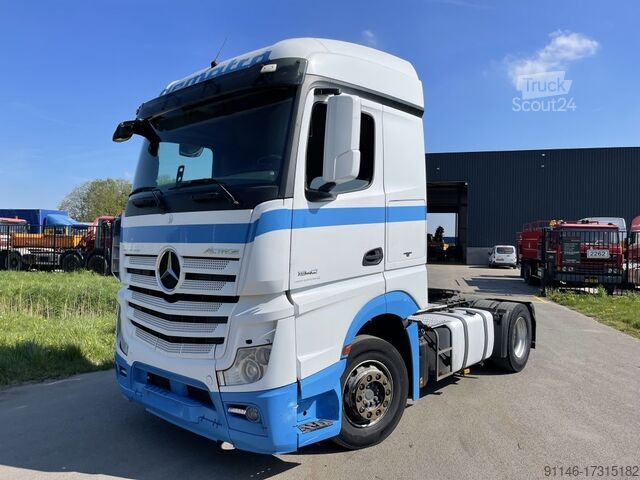 Standaard-SZM Mercedes-Benz Actros 1942