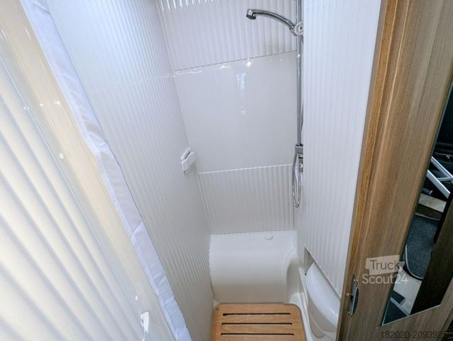 Kastenwagen Wohnmobil / Campervan CARADO VAN 347 AUTOMATIK,COMBI 6E, NAVI uvm.