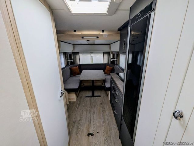 Husvagn HOBBY De Luxe 515 UHL AUFLASTUNG 2000KG, AUTARKPAKET