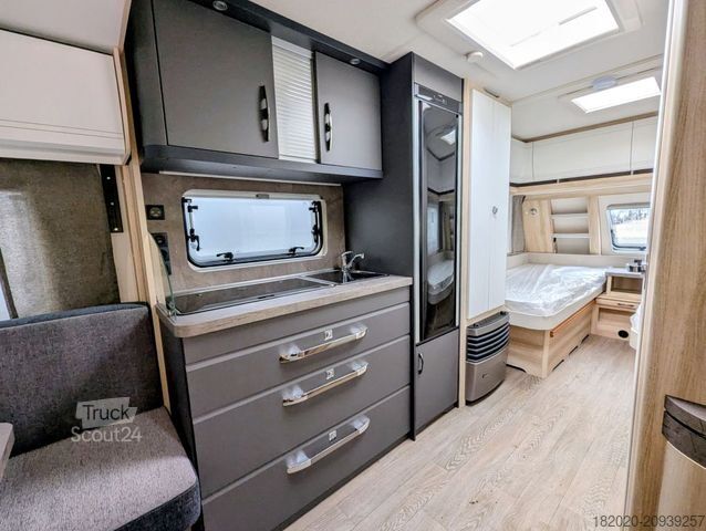 Husvagn HOBBY De Luxe 515 UHL AUFLASTUNG 2000KG, AUTARKPAKET