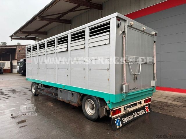 Ρυμουλκούμενο μεταφοράς αλόγων Stehmann 1.Stock Viehanhänger Bj.2013