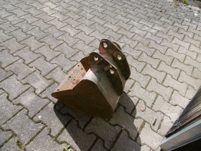 Sonstige  Tieflöffel
