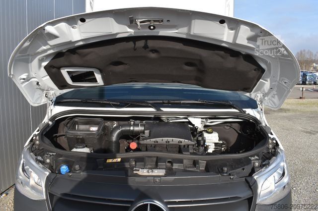 Dostavno vozilo s kesonom MERCEDES-BENZ Sprinter 316 CDI Koffer