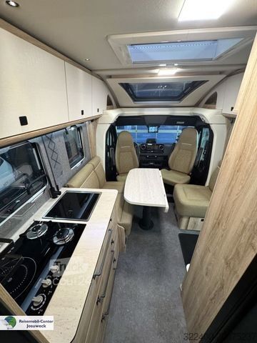 Camping-car semi-intégré EURAMOBIL Xtura 686 EF Timberline Dieselheizung