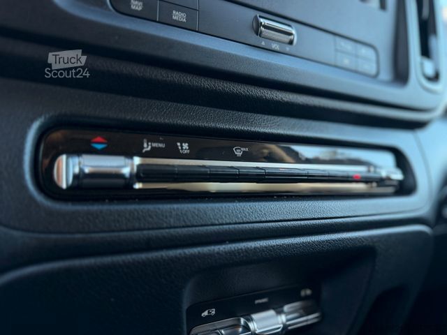 Мікроавтобус MERCEDES-BENZ VITO TOURER PRO L2 9-SITZER el.S-TÜR *Automatik*