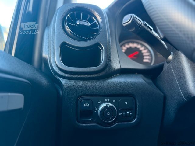 Мікроавтобус MERCEDES-BENZ VITO TOURER PRO L2 9-SITZER el.S-TÜR *Automatik*