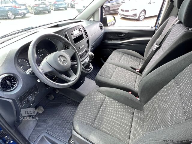 Fourgonnette Mercedes-Benz Vito 114 lang Klima AHK Ladeboden Seiten