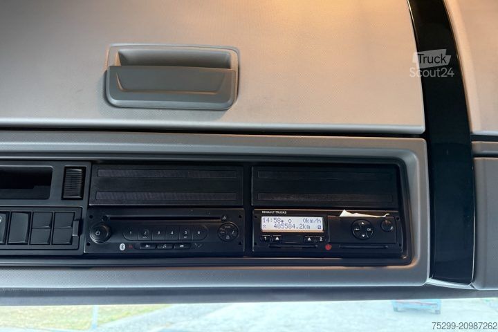 Standaard trekker Renault T430 4x2 / Swiss-Vehicle