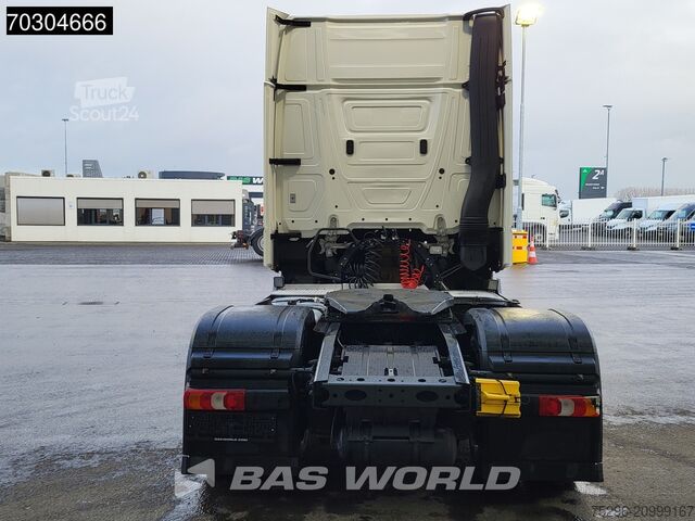 Standaard trekker Mercedes Actros 1845 4X2 GigaSpace Retarder MirrorCam Na...