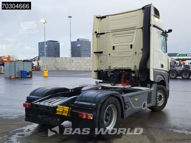 Standaard trekker Mercedes Actros 1845 4X2 GigaSpace Retarder MirrorCam Na...