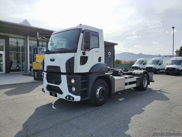 Tovornjakovo podvozje FORD TRUCKS 1833 DC CARRO 4X2 4250 6,9 Lit.